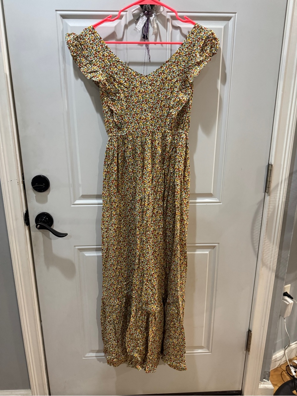 Floral Yellow Maxi Dress with Ruffled Sleeves